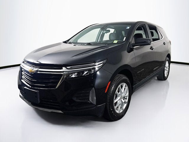 Used 2024 Chevrolet Equinox LT AWD/4WD image 1
