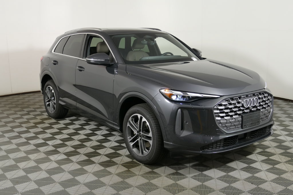 New 2026 Audi Q5 Premium AWD/4WD image 1