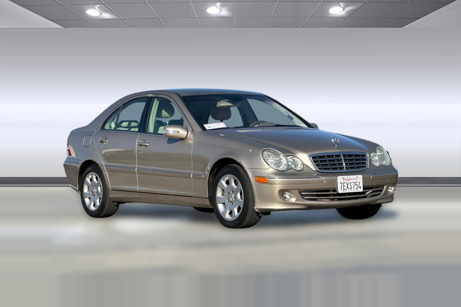 Used 2005 Mercedes-Benz C 320 Sedan image 6