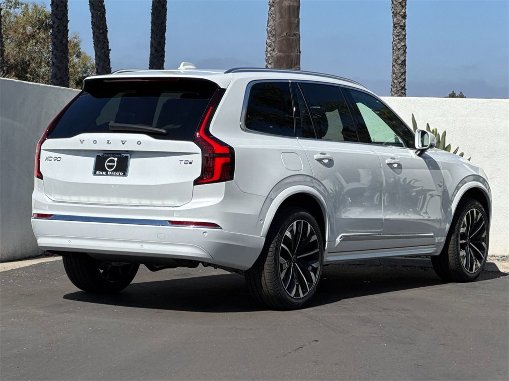 New 2026 Volvo XC90 T8 Plus image 5