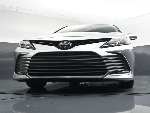 Used 2023 Toyota Camry LE w/ Convenience Package FWD image 28