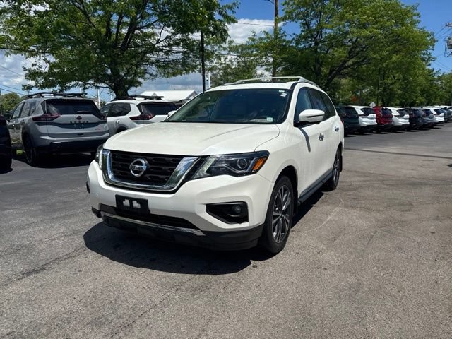 Used 2020 Nissan Pathfinder Platinum AWD/4WD image 5