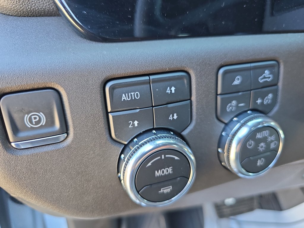 New 2026 GMC Sierra 2500 SLT w/ SLT Premium Package image 21