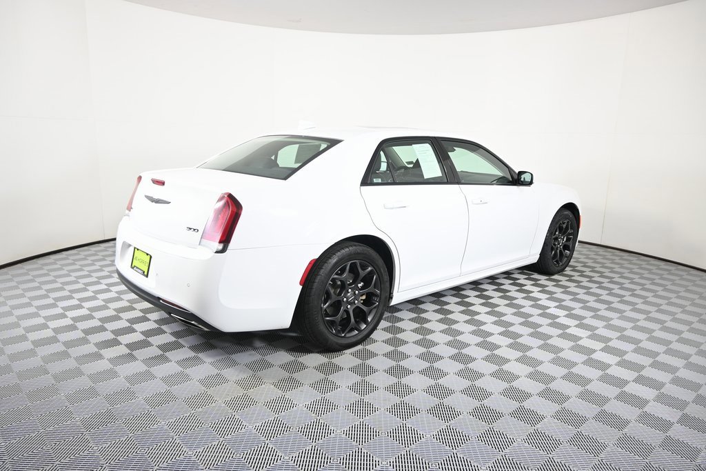Used 2023 Chrysler 300 Touring L w/ Popular Equipment Group image 6