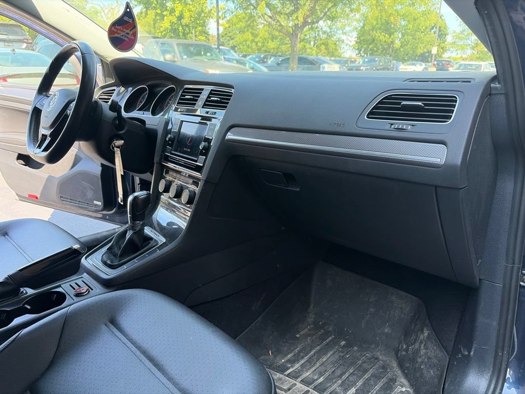 Used 2019 Volkswagen Golf Alltrack S AWD/4WD image 23