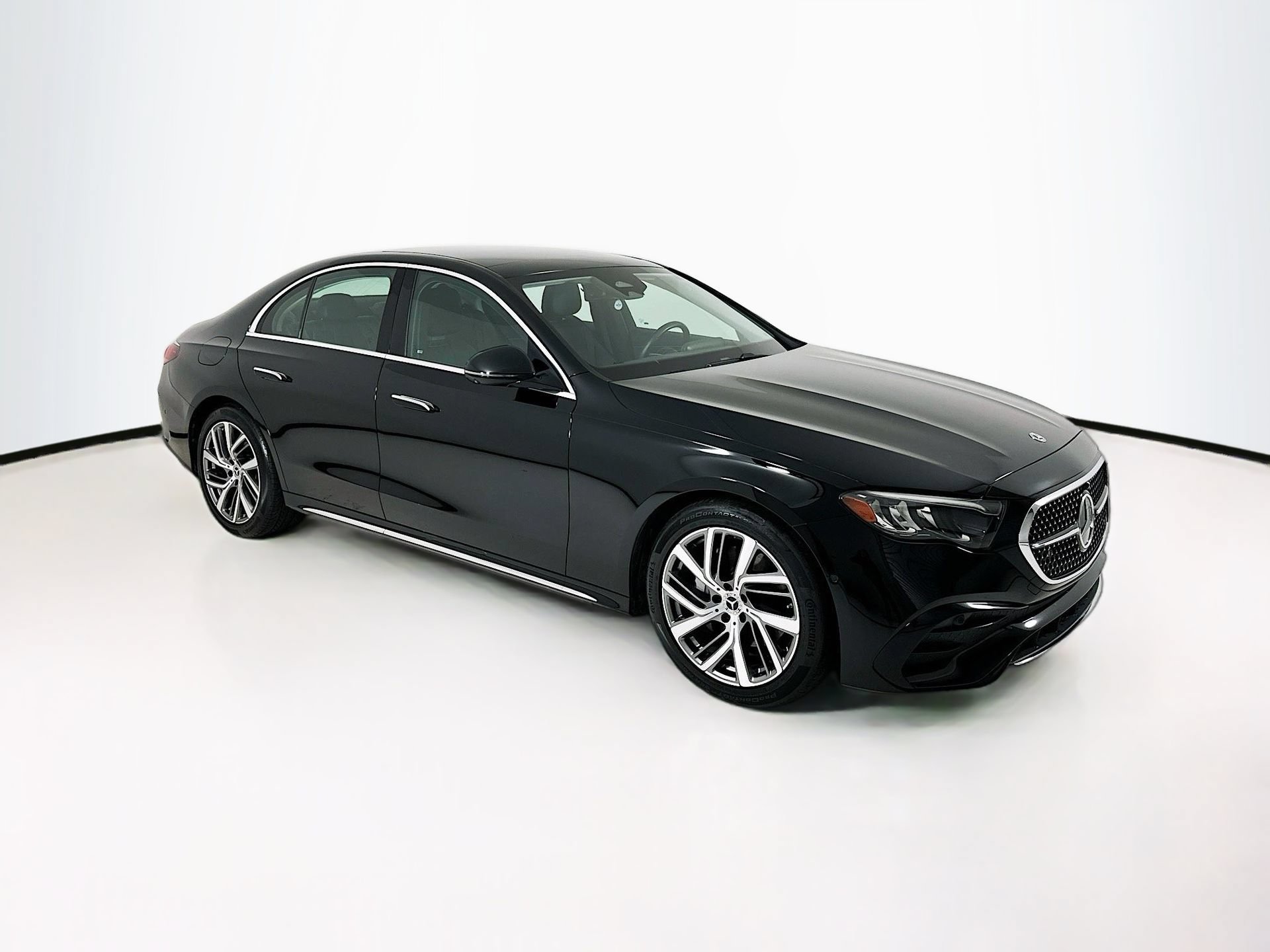 Certified 2025 Mercedes-Benz E 350 4MATIC Sedan image 1