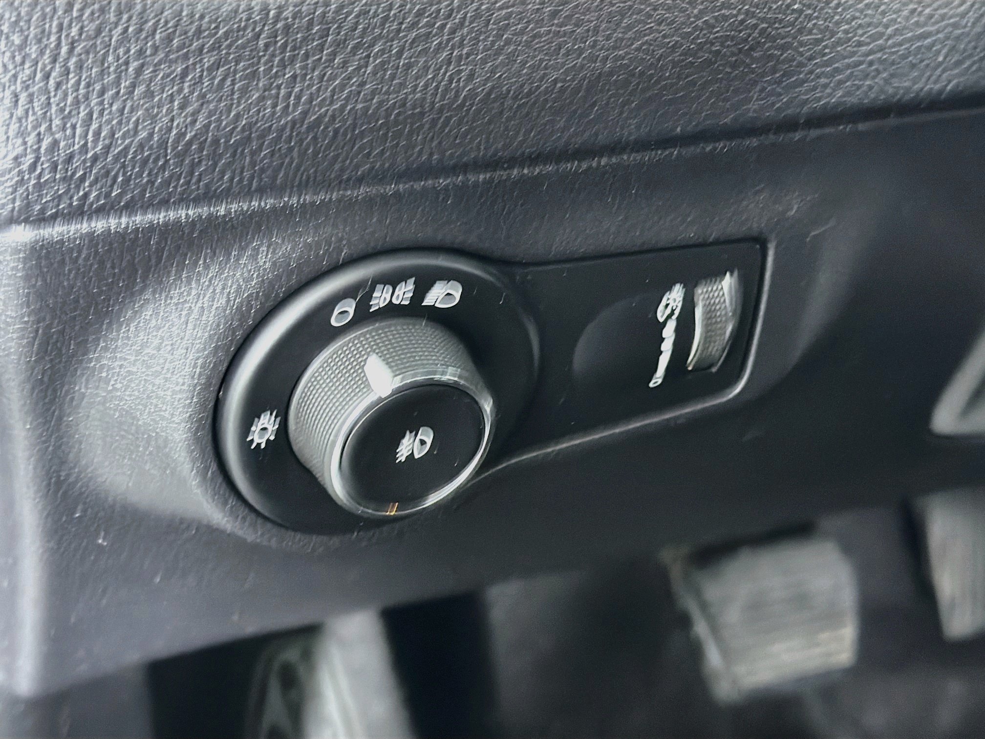 Used 2019 Jeep Compass Sport AWD/4WD image 17