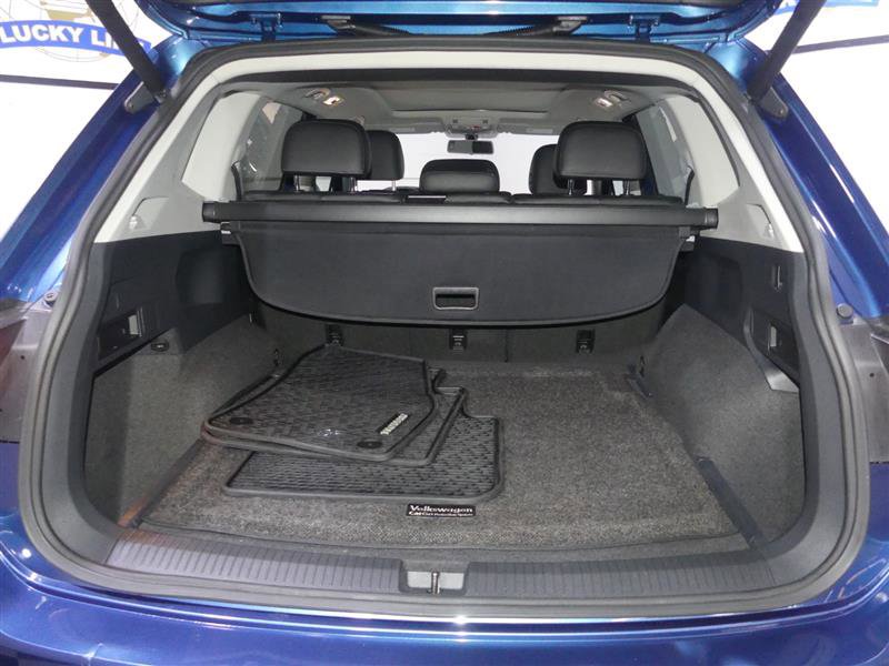 Used 2018 Volkswagen Tiguan SEL image 8