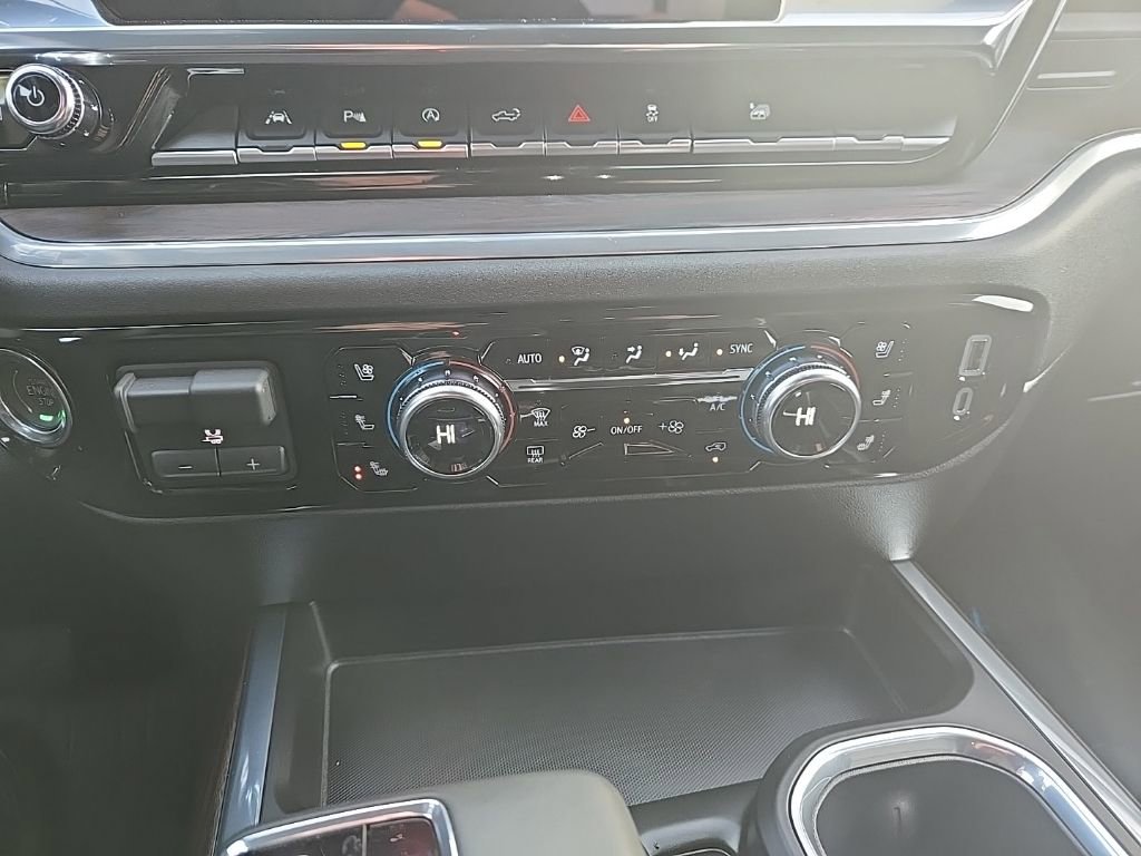 New 2026 GMC Sierra 1500 SLT w/ SLT Premium Plus Package image 25