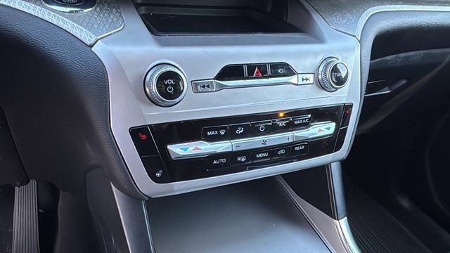 Used 2022 Ford Explorer Timberline image 31