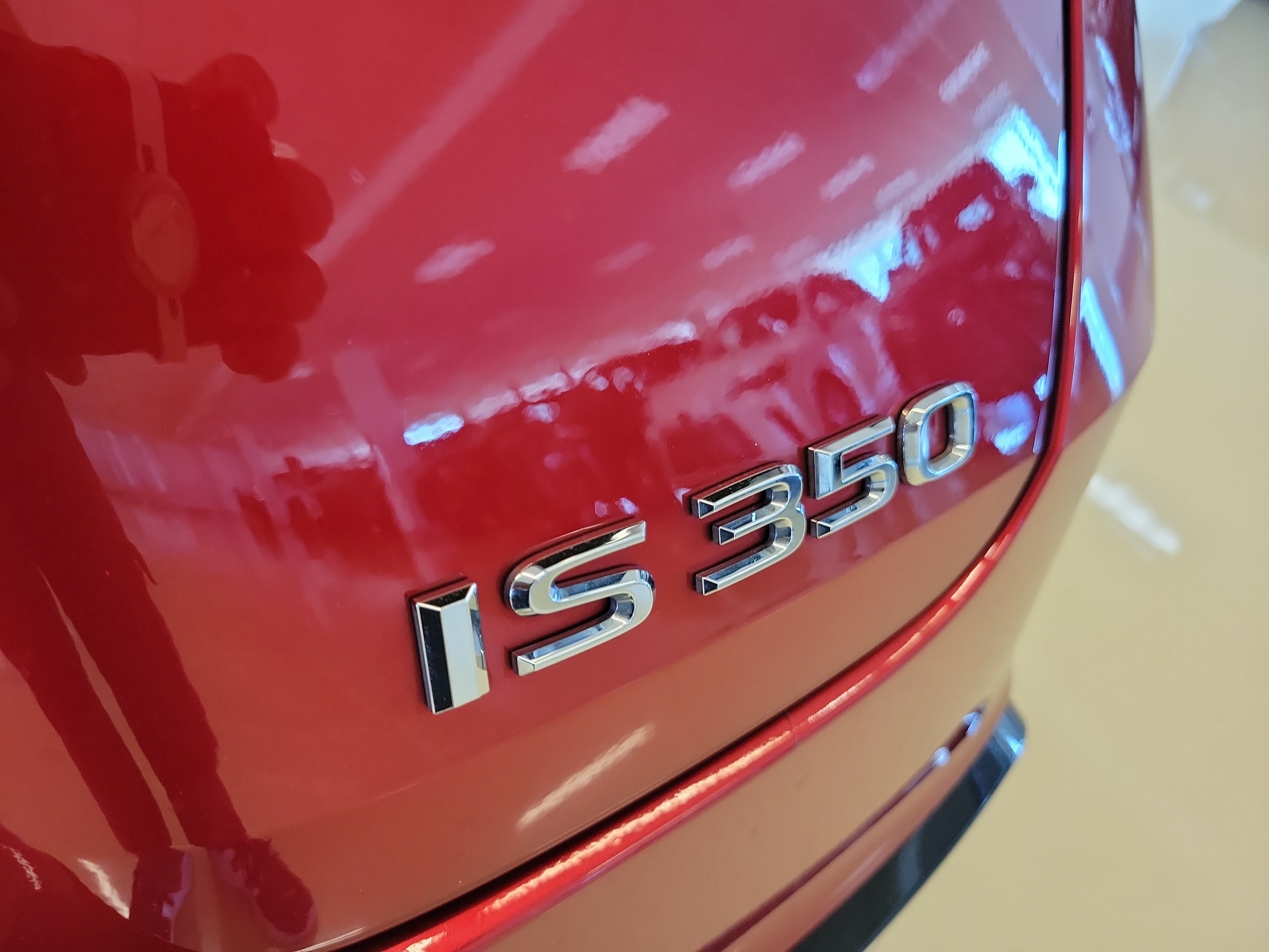Used 2024 Lexus IS 350 F Sport RWD image 10