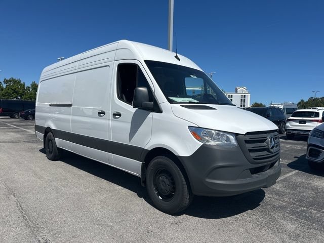 Used 2026 Mercedes-Benz Sprinter 2500 video 2