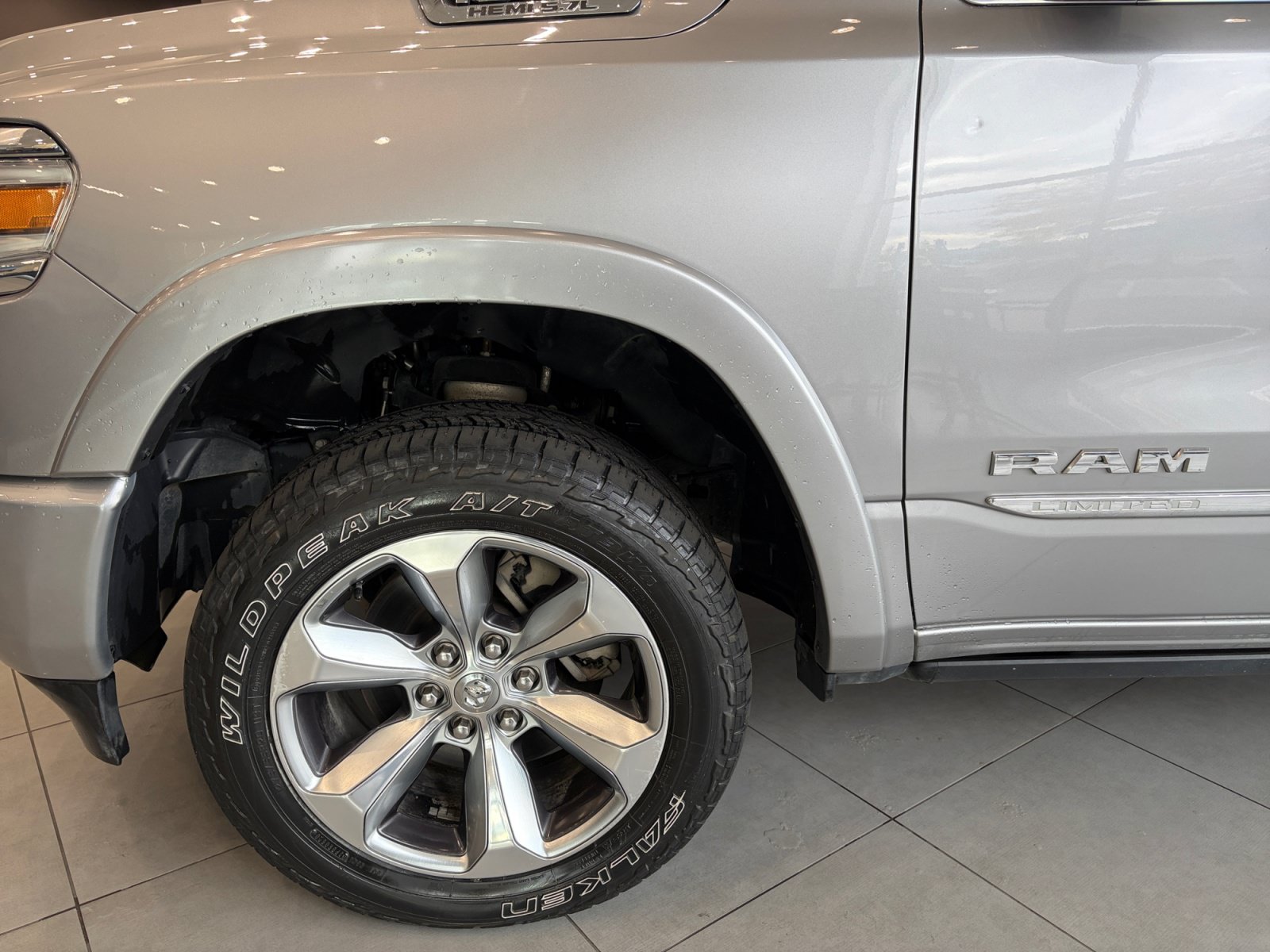 Used 2020 RAM 1500 Limited AWD/4WD image 10