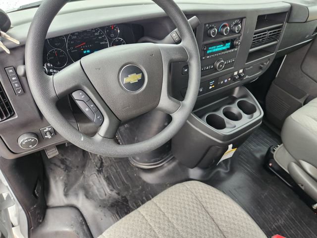 New 2024 Chevrolet Express 3500 w/ Power Convenience Package RWD image 26