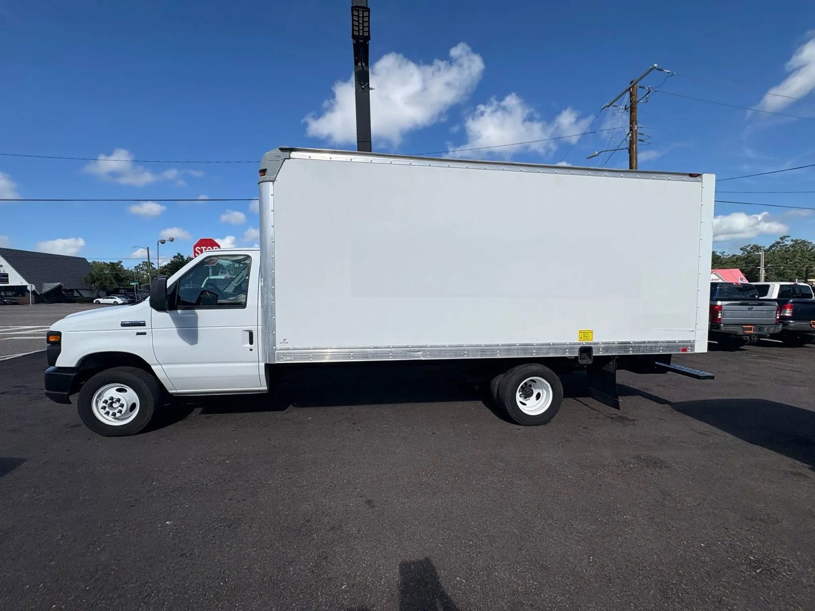 Used 2017 Ford E-350 and Econoline 350 Super Duty w/ Power Windows & Locks Group RWD image 2