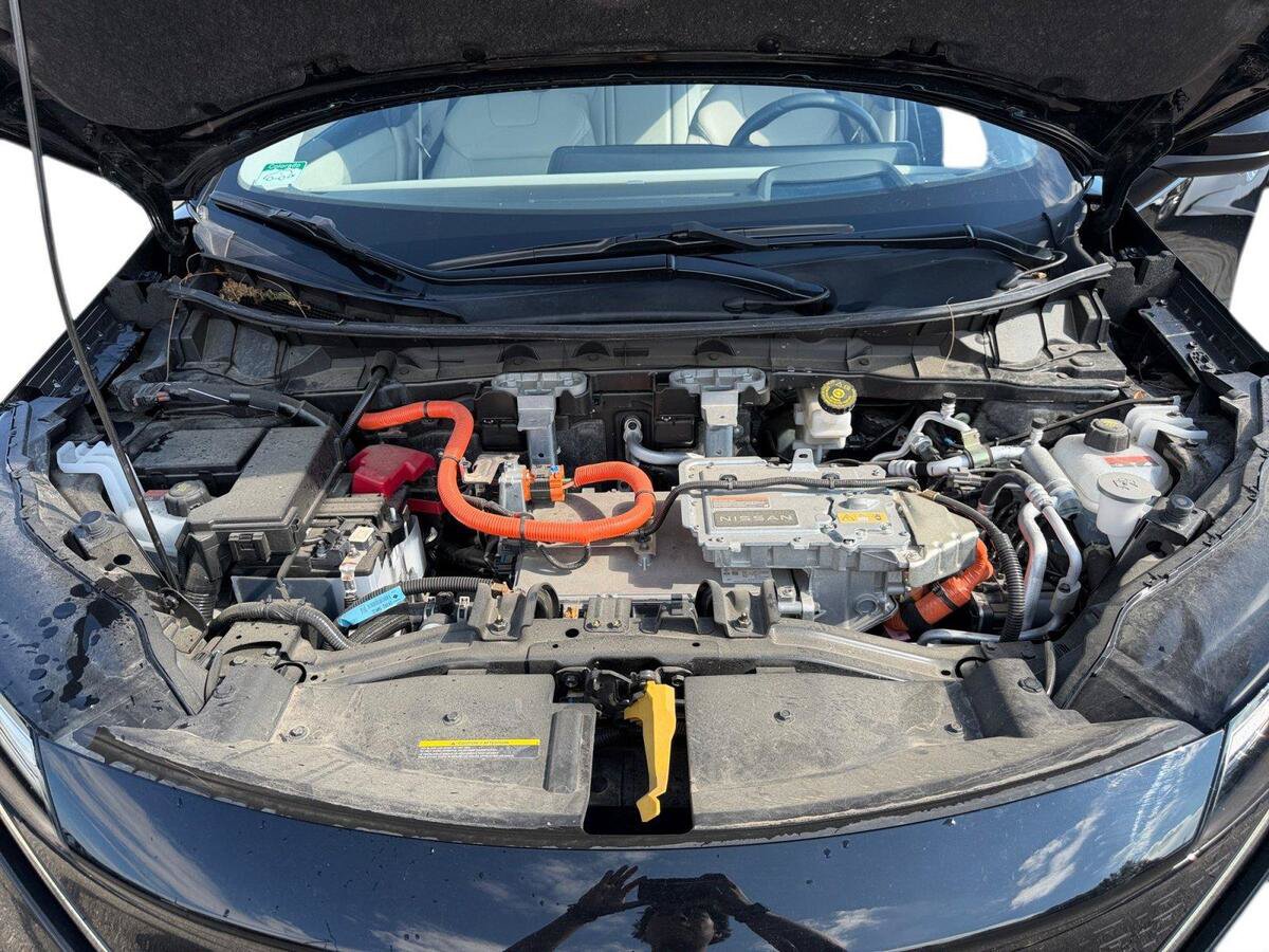 Used 2024 Nissan Ariya AWD image 19