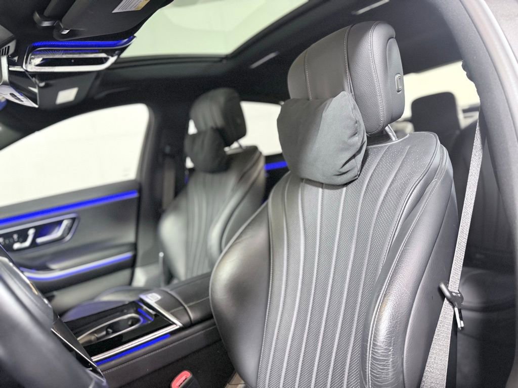 Used 2022 Mercedes-Benz S 500 4MATIC w/ 3D Technology Package image 19