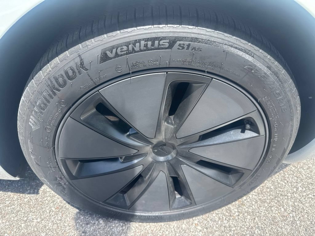 Used 2025 Tesla Model 3 Long Range RWD image 8