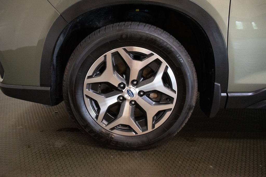 Used 2021 Subaru Forester Premium AWD/4WD image 9