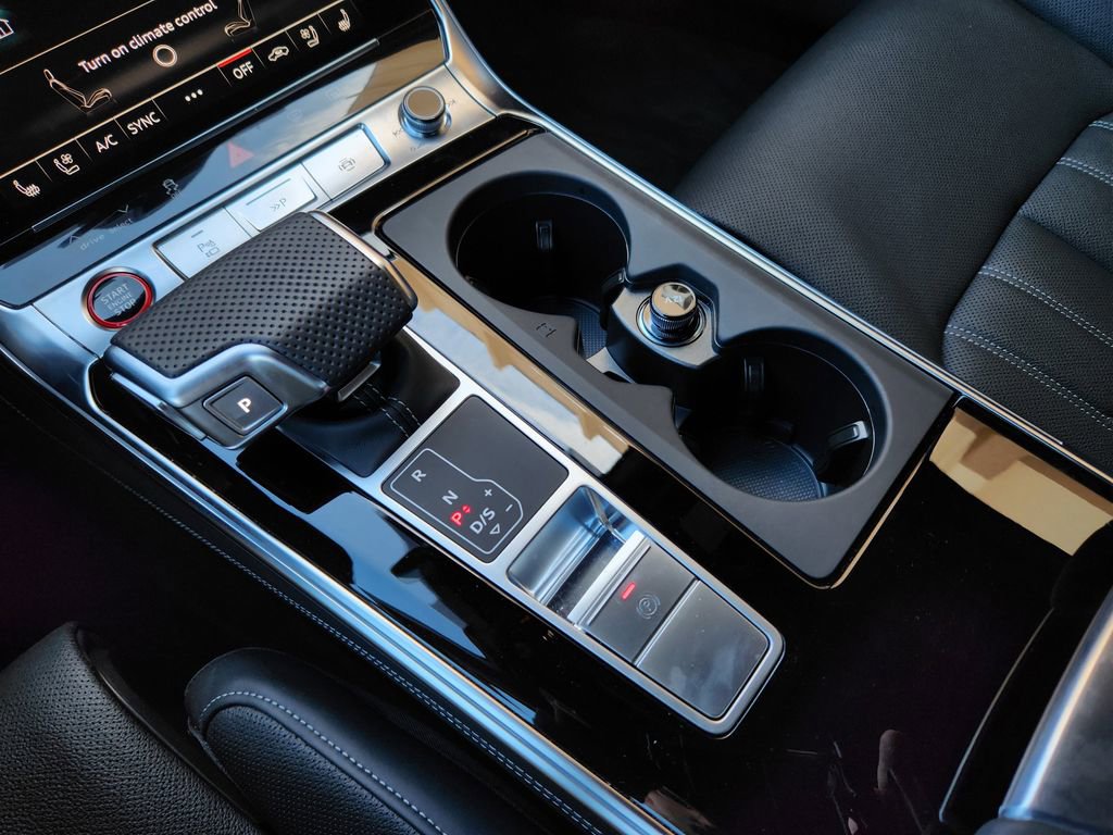 Used 2025 Audi RS 6 performance AWD/4WD image 19