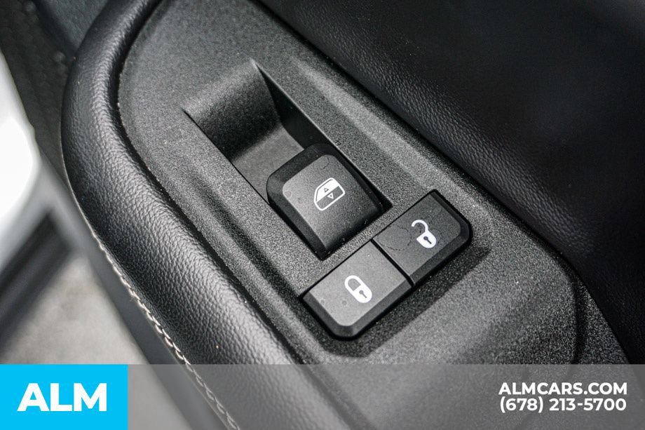Used 2025 Jeep Grand Cherokee Altitude AWD/4WD image 54