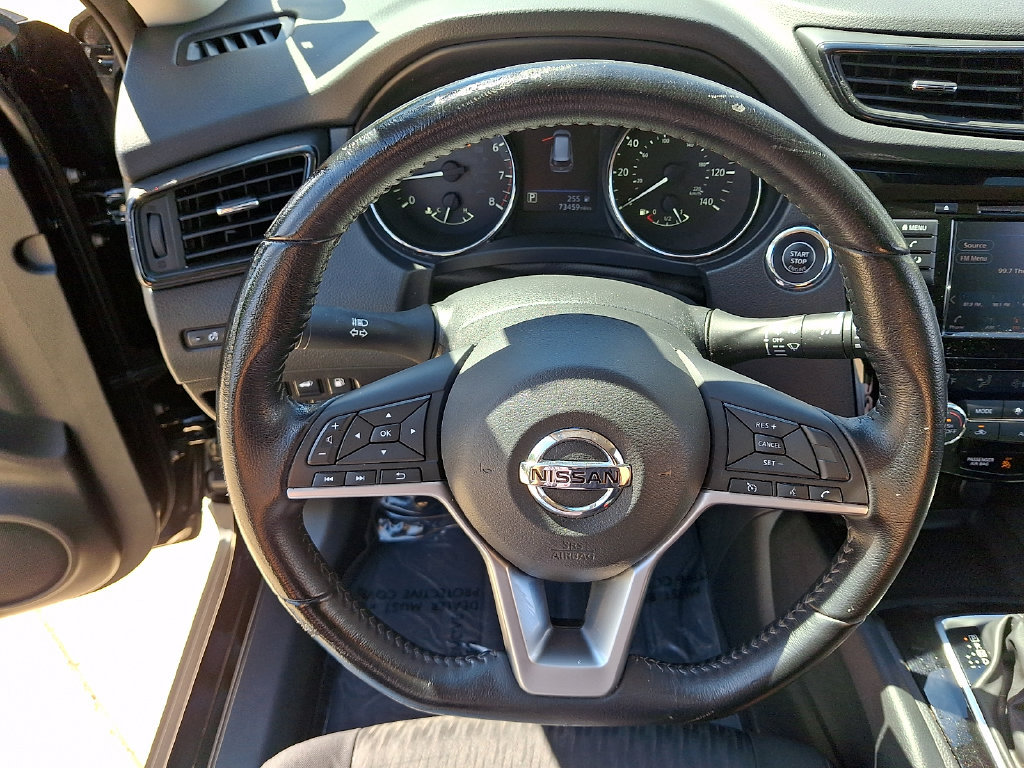 Used 2020 Nissan Rogue SV FWD image 18
