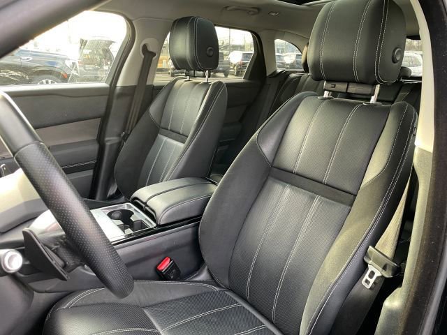 Used 2019 Land Rover Range Rover Velar S image 24