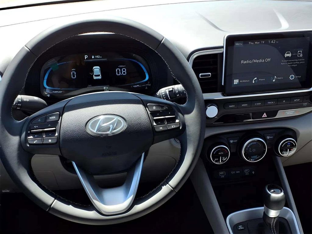 New 2026 Hyundai Venue SEL image 8
