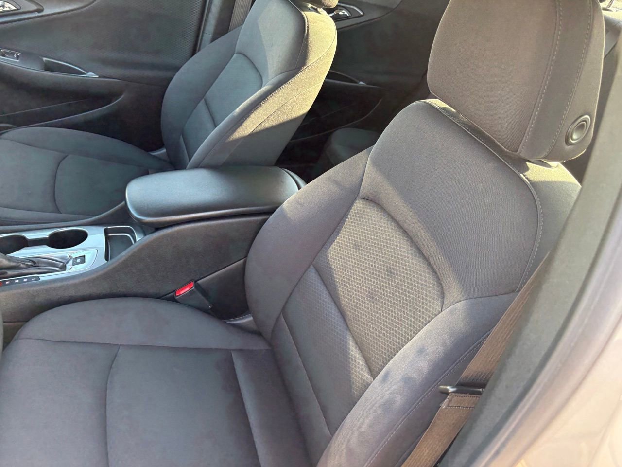 Used 2025 Chevrolet Malibu LS image 27