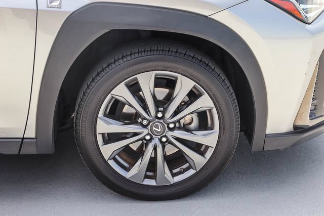 Used 2019 Lexus UX 250h F Sport w/ F Sport Premium Package AWD/4WD image 10