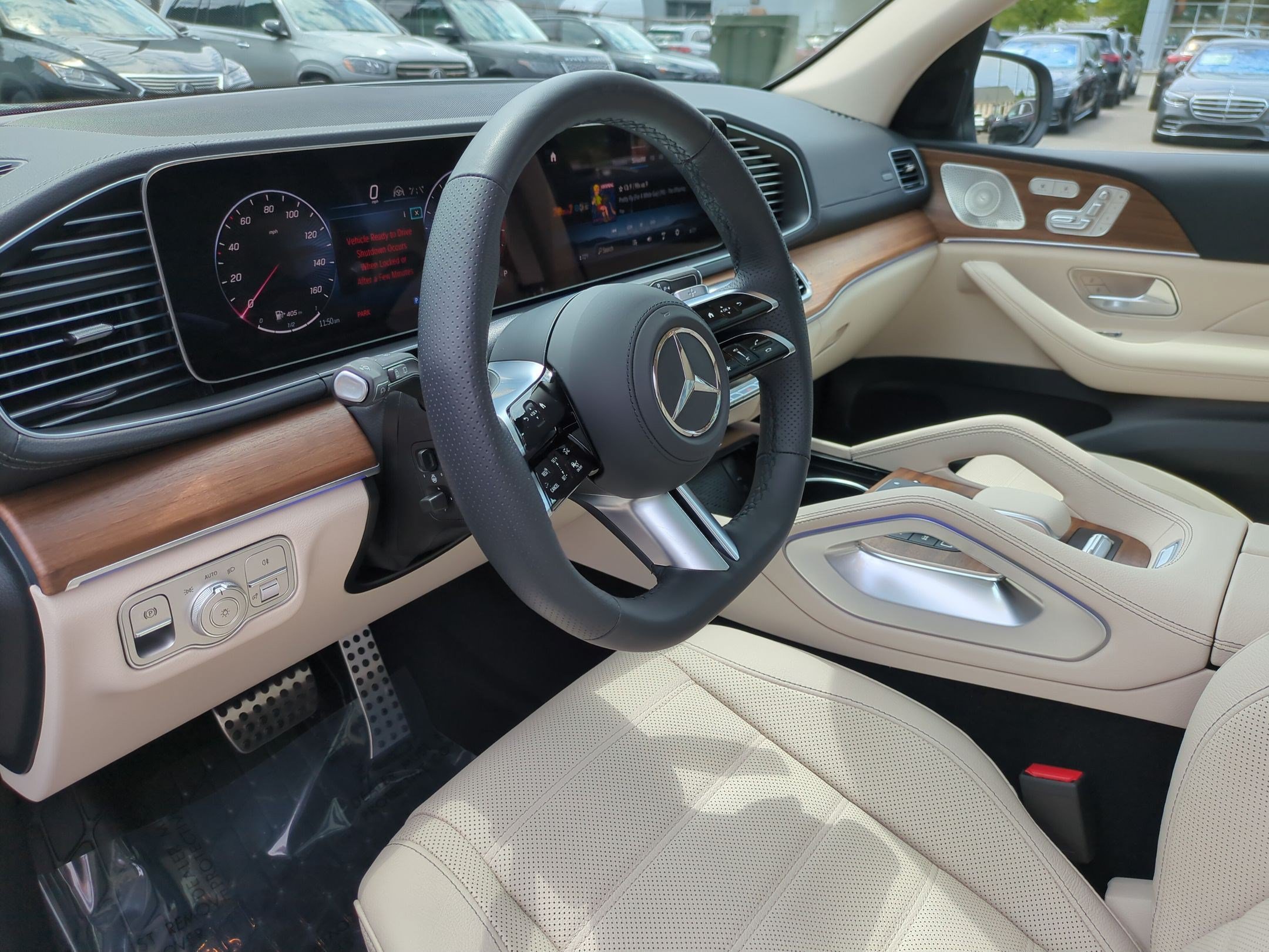 Certified 2026 Mercedes-Benz GLS 450 4MATIC image 16