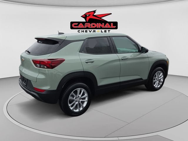 New 2026 Chevrolet TrailBlazer LS w/ LS Convenience Package AWD/4WD image 3
