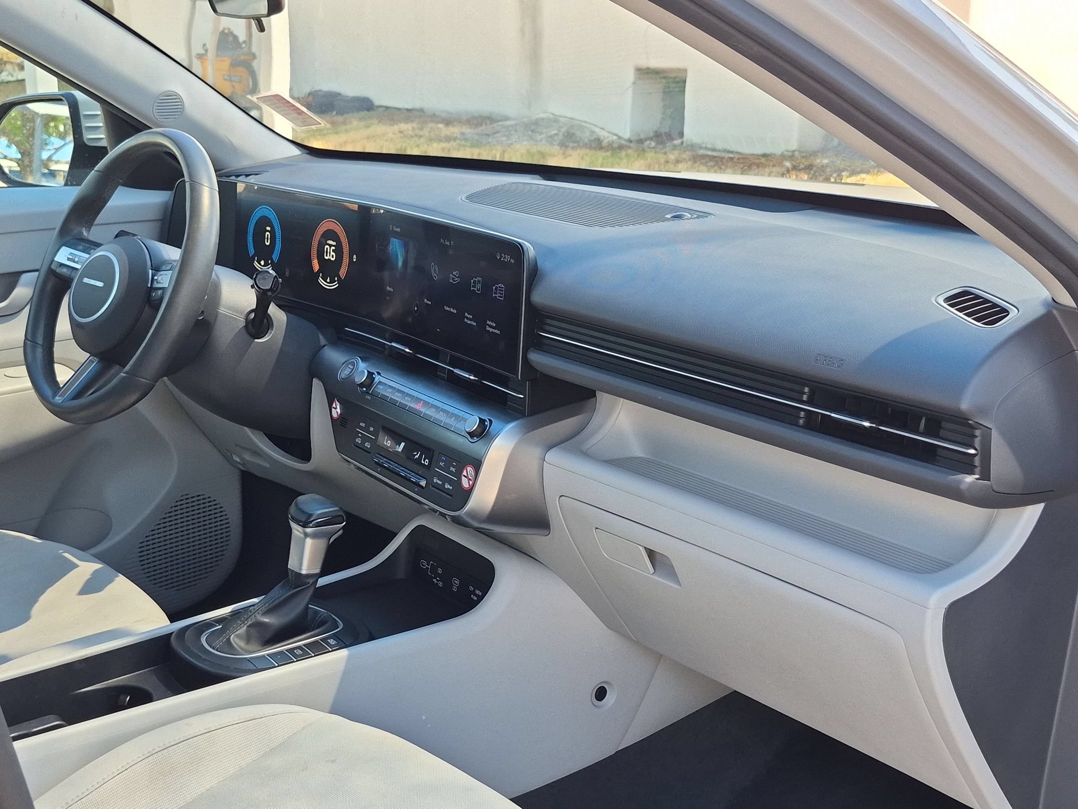 Used 2024 Hyundai Kona SEL AWD/4WD image 26