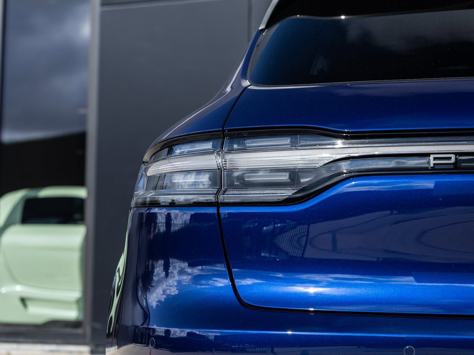 New 2026 Porsche Macan Turbo image 14