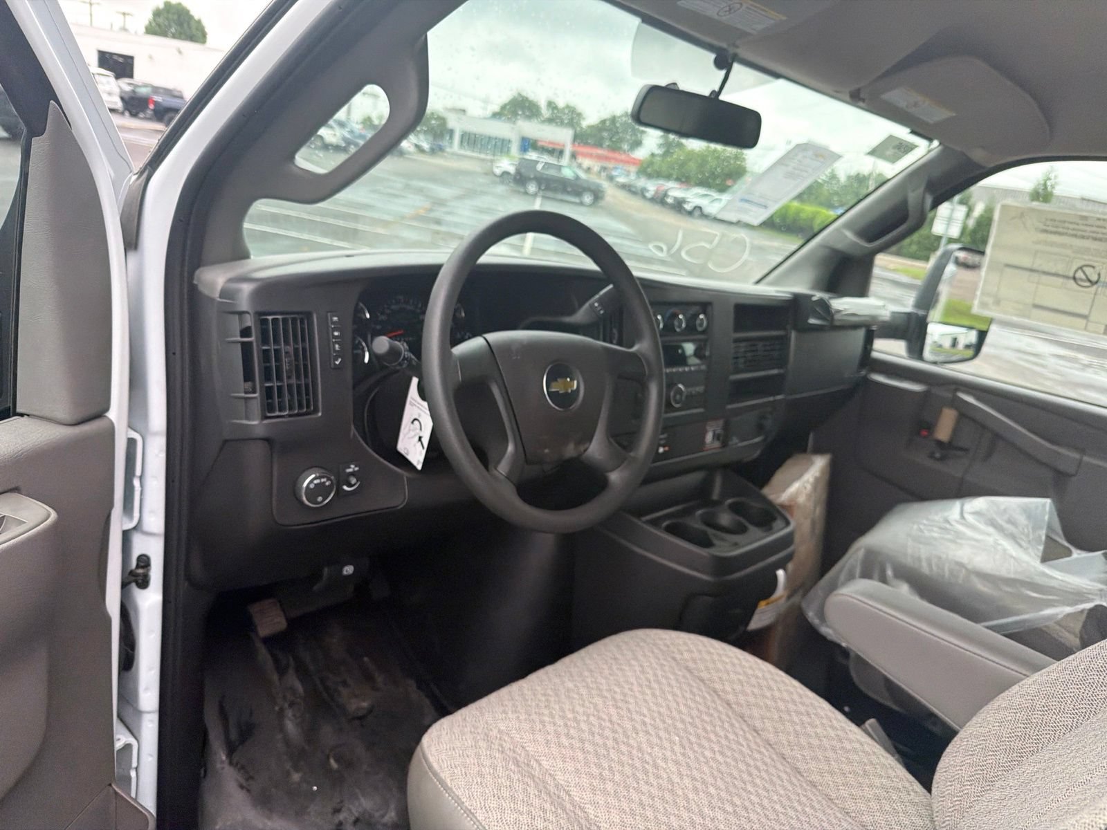 New 2026 Chevrolet Express 3500 w/ Power Convenience Package RWD image 10