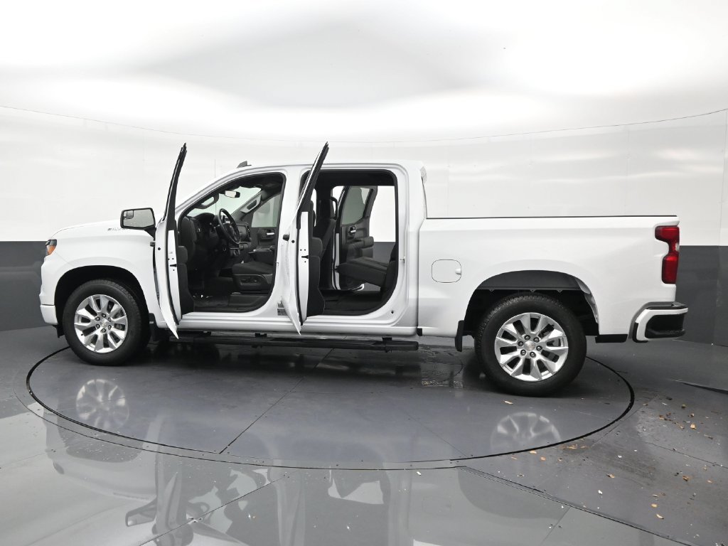 Used 2024 Chevrolet Silverado 1500 Custom RWD image 29