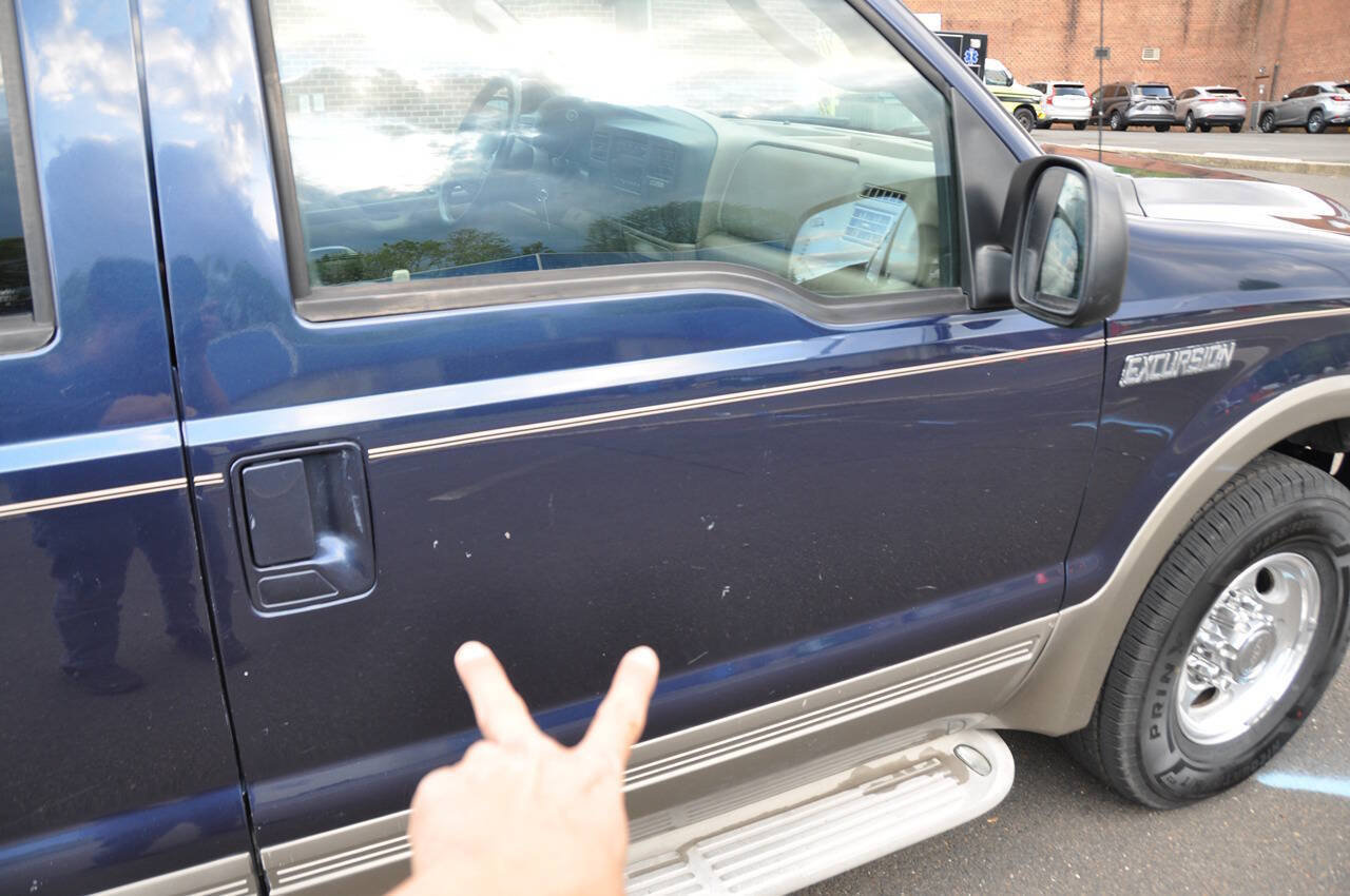 Used 2005 Ford Excursion Eddie Bauer RWD image 36