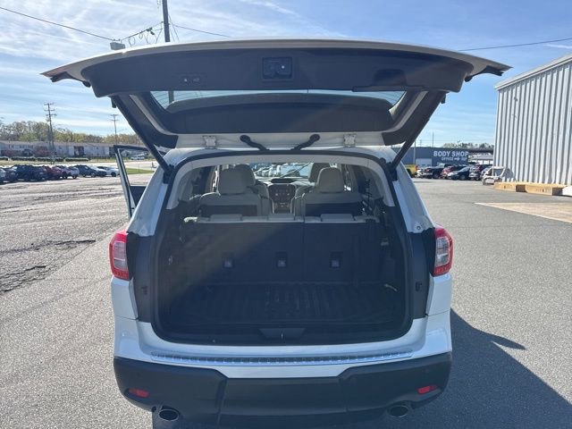Certified 2022 Subaru Ascent Limited w/ Technology Package image 16
