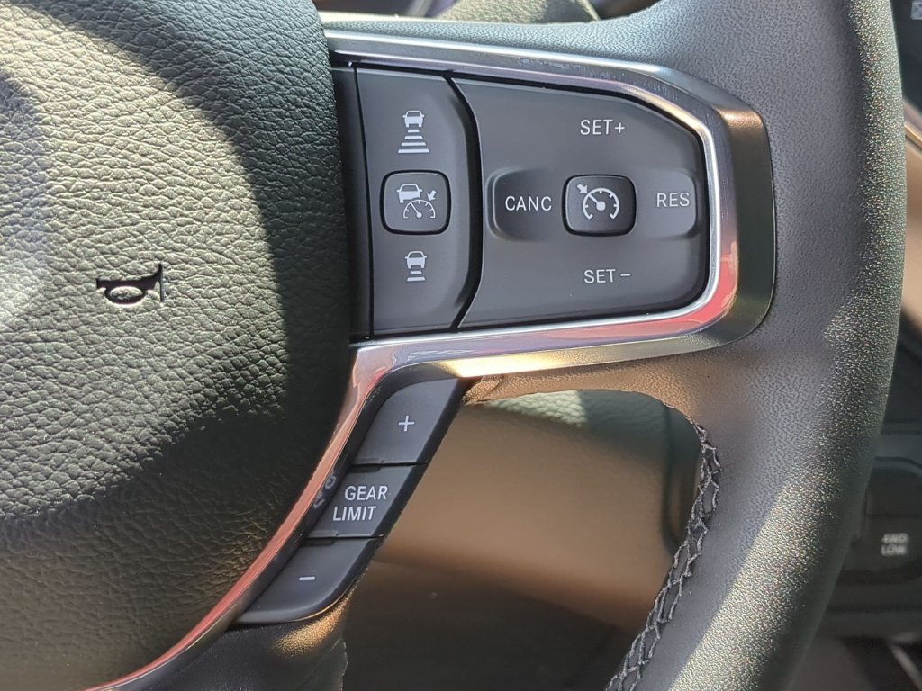 New 2026 RAM 2500 Laramie w/ Night Edition AWD/4WD image 19