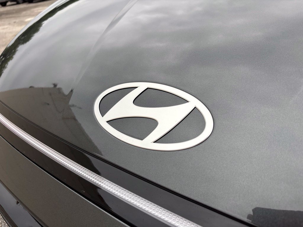 New 2026 Hyundai Sonata Limited FWD image 9