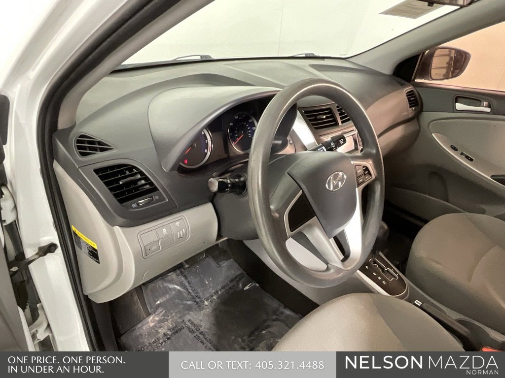 Used 2014 Hyundai Accent GS image 31