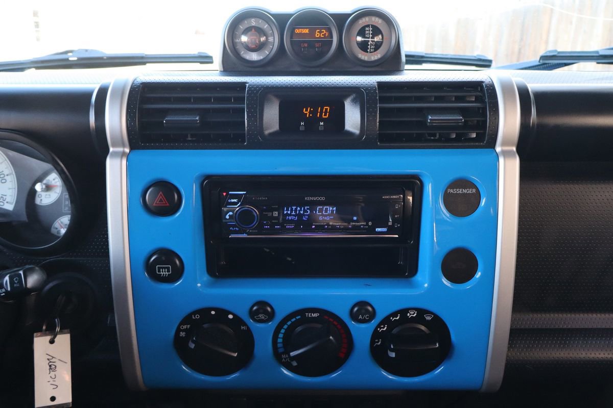 Used 2007 Toyota FJ Cruiser 4WD image 32