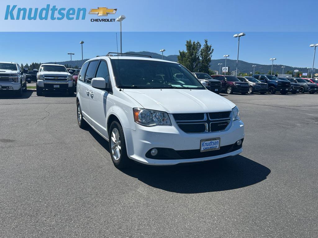 Used 2018 Dodge Grand Caravan SXT FWD image 1