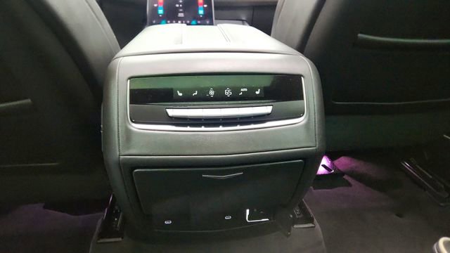 Used 2025 Cadillac Escalade Sport w/ Touring Package image 43