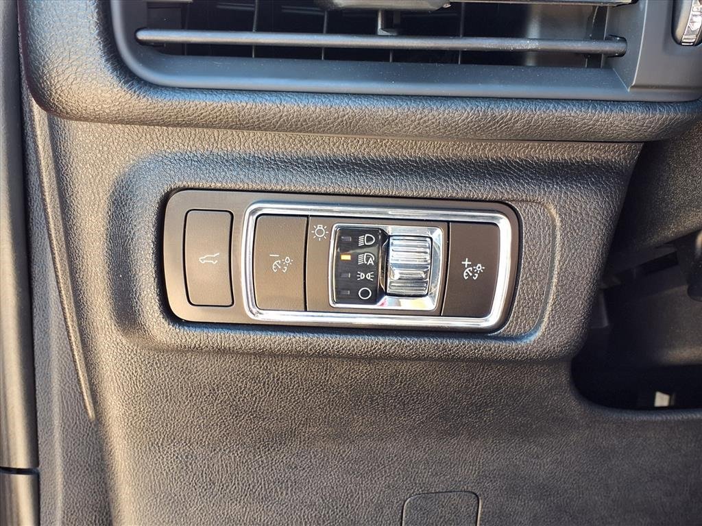 Certified 2023 Lincoln Corsair Reserve w/ Jet Appearance Package image 22