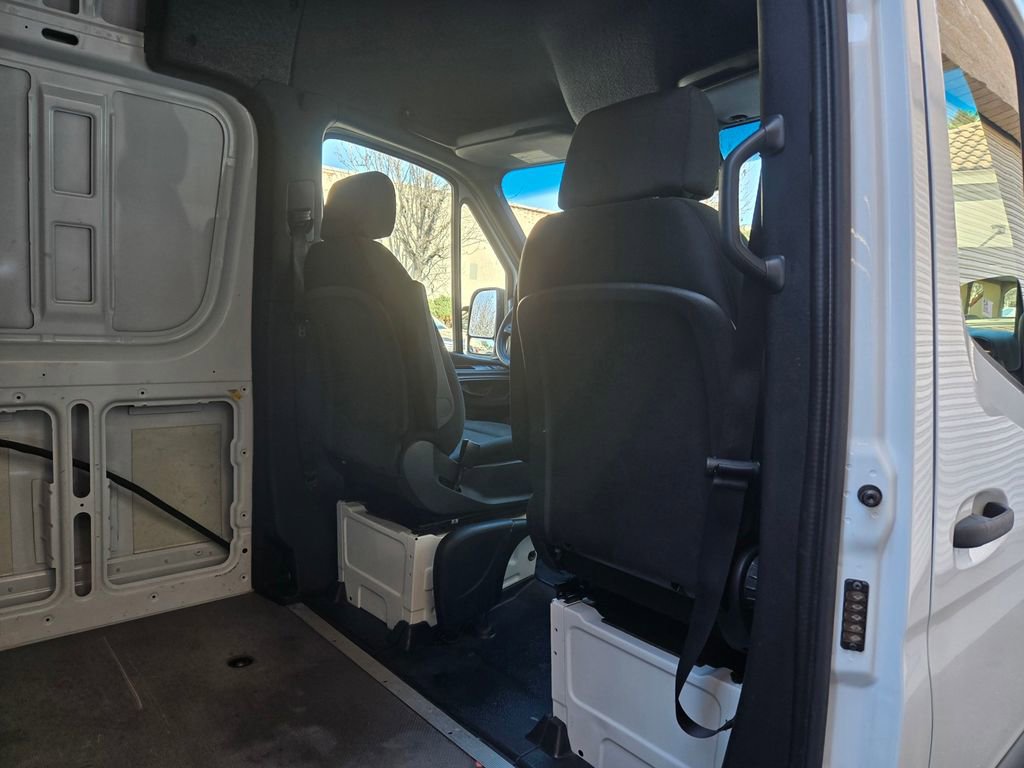 Used 2021 Mercedes-Benz Sprinter 2500 w/ Driver Convenience Package image 14