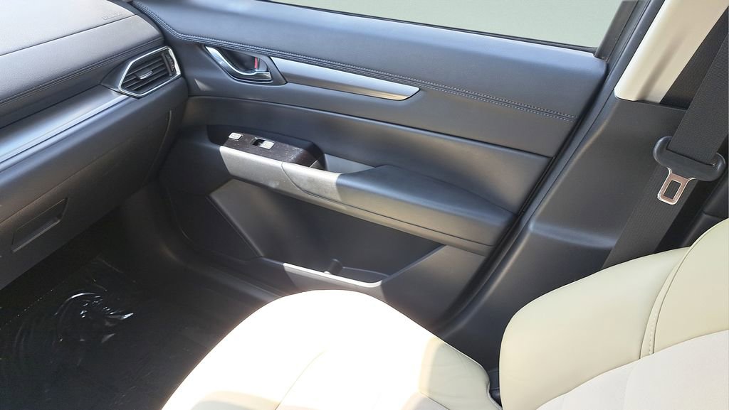 Used 2021 MAZDA CX-5 Touring image 16