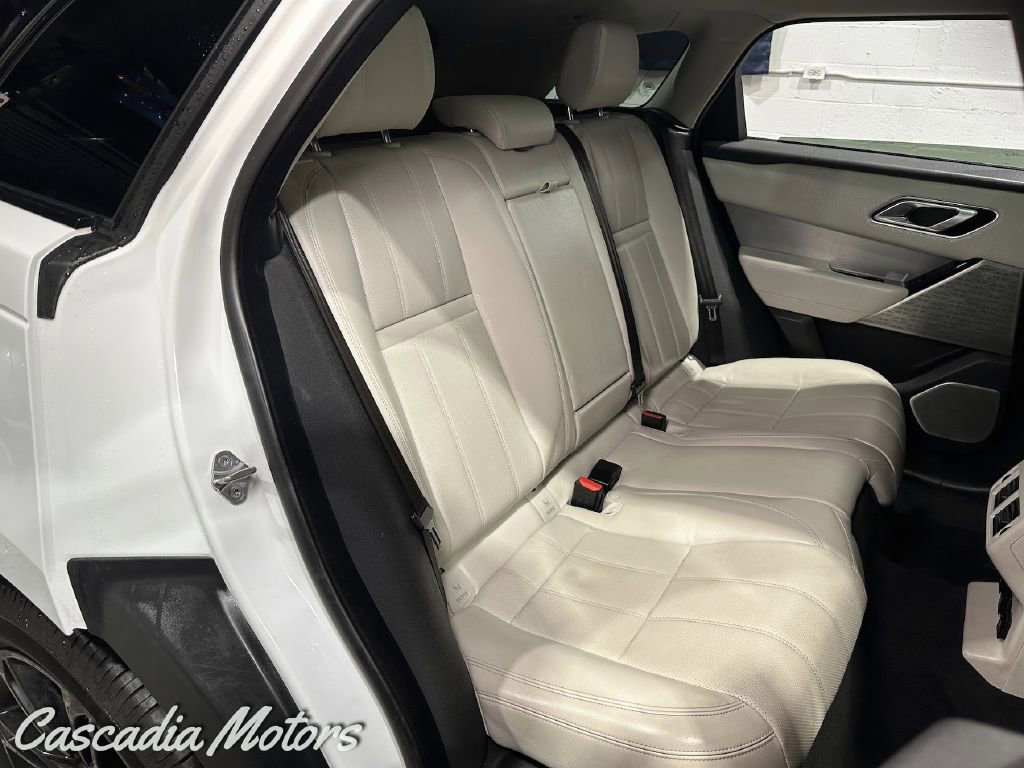 Used 2019 Land Rover Range Rover Velar R-Dynamic SE image 11