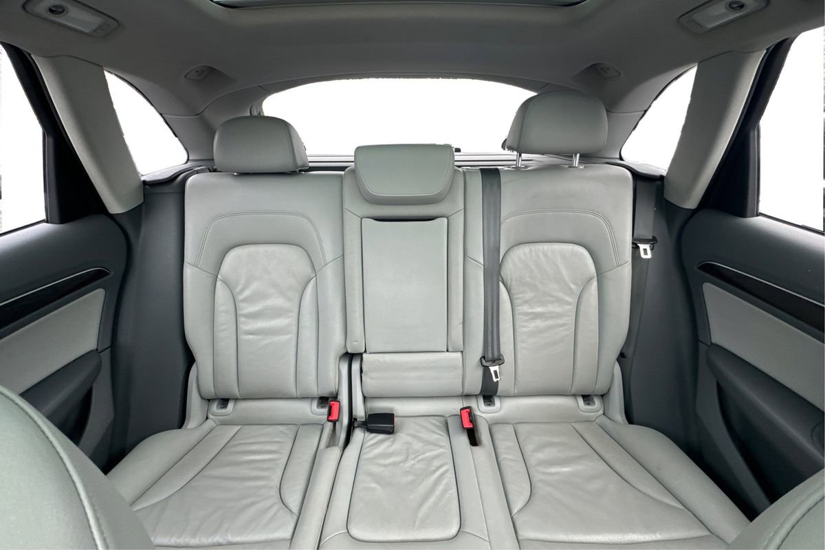 Used 2013 Audi Q5 2.0T Premium w/ Convenience Pkg image 14