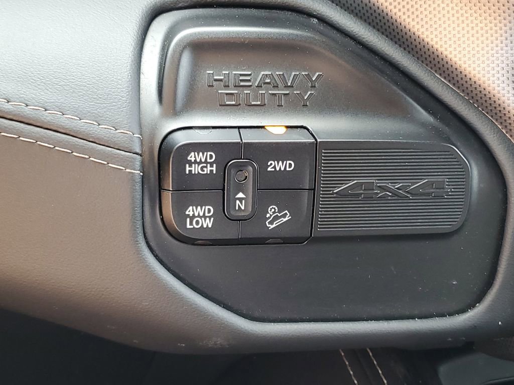 Used 2024 RAM 2500 Limited image 19